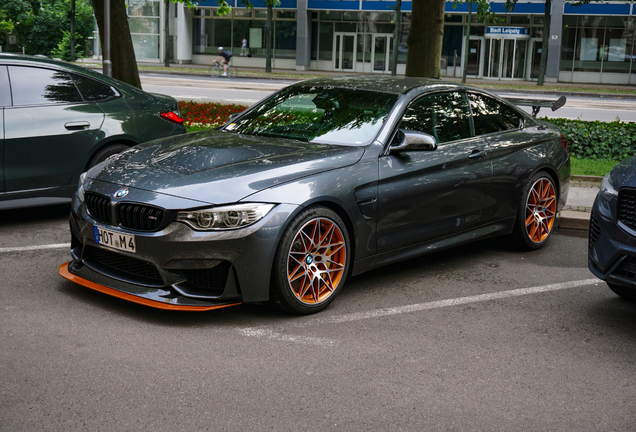 BMW M4 GTS