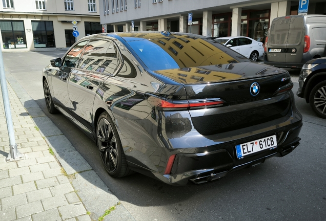 BMW M760e xDrive