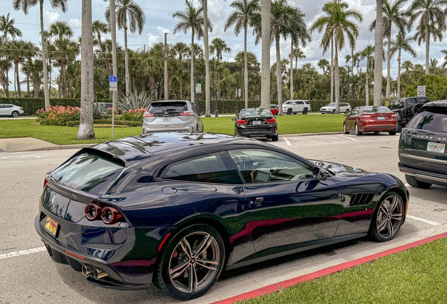 Ferrari GTC4Lusso