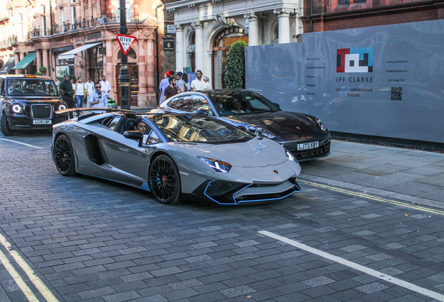 Lamborghini Aventador LP750-4 SuperVeloce Roadster