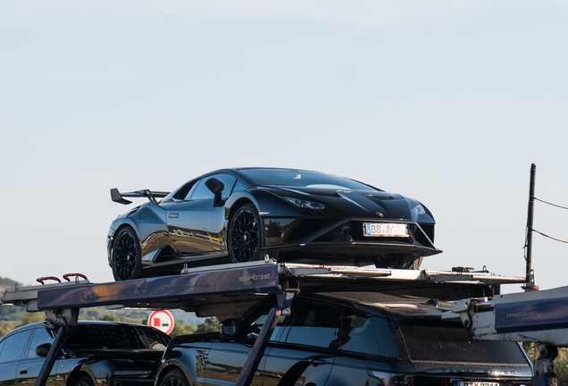 Lamborghini Huracán LP640-2 STO