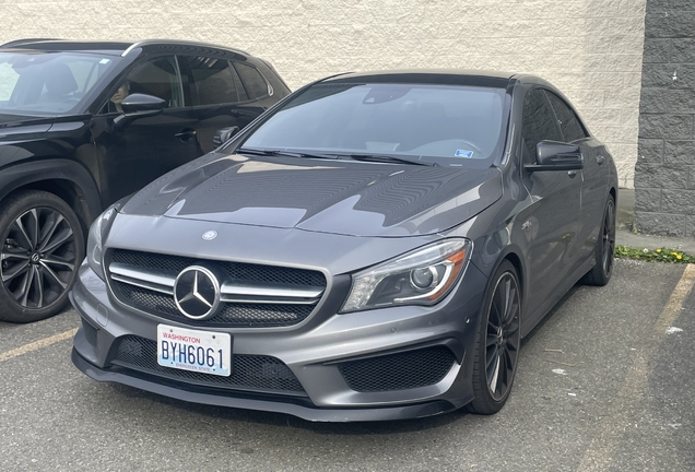 Mercedes-Benz CLA 45 AMG C117