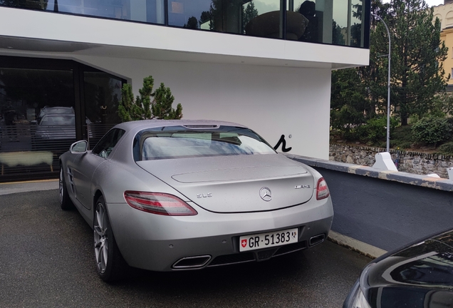 Mercedes-Benz SLS AMG