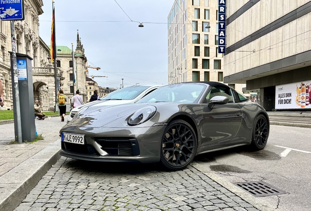 Porsche 992 Targa 4 GTS