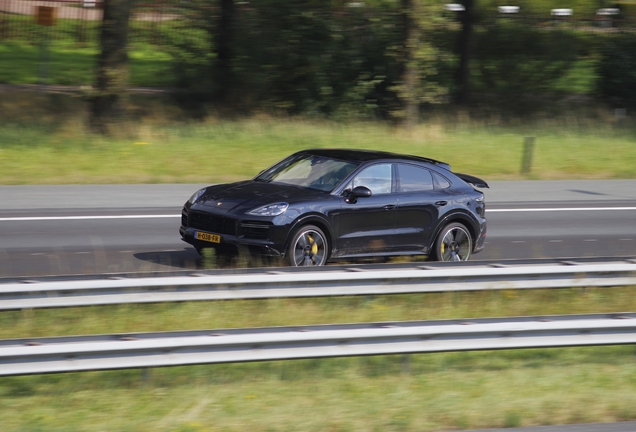 Porsche Cayenne Coupé Turbo S E-Hybrid