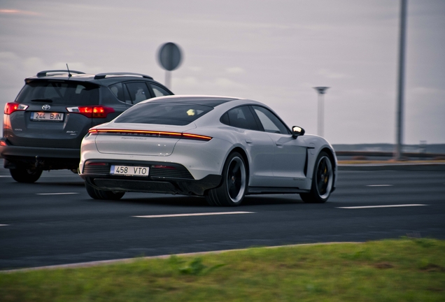 Porsche Taycan Turbo S