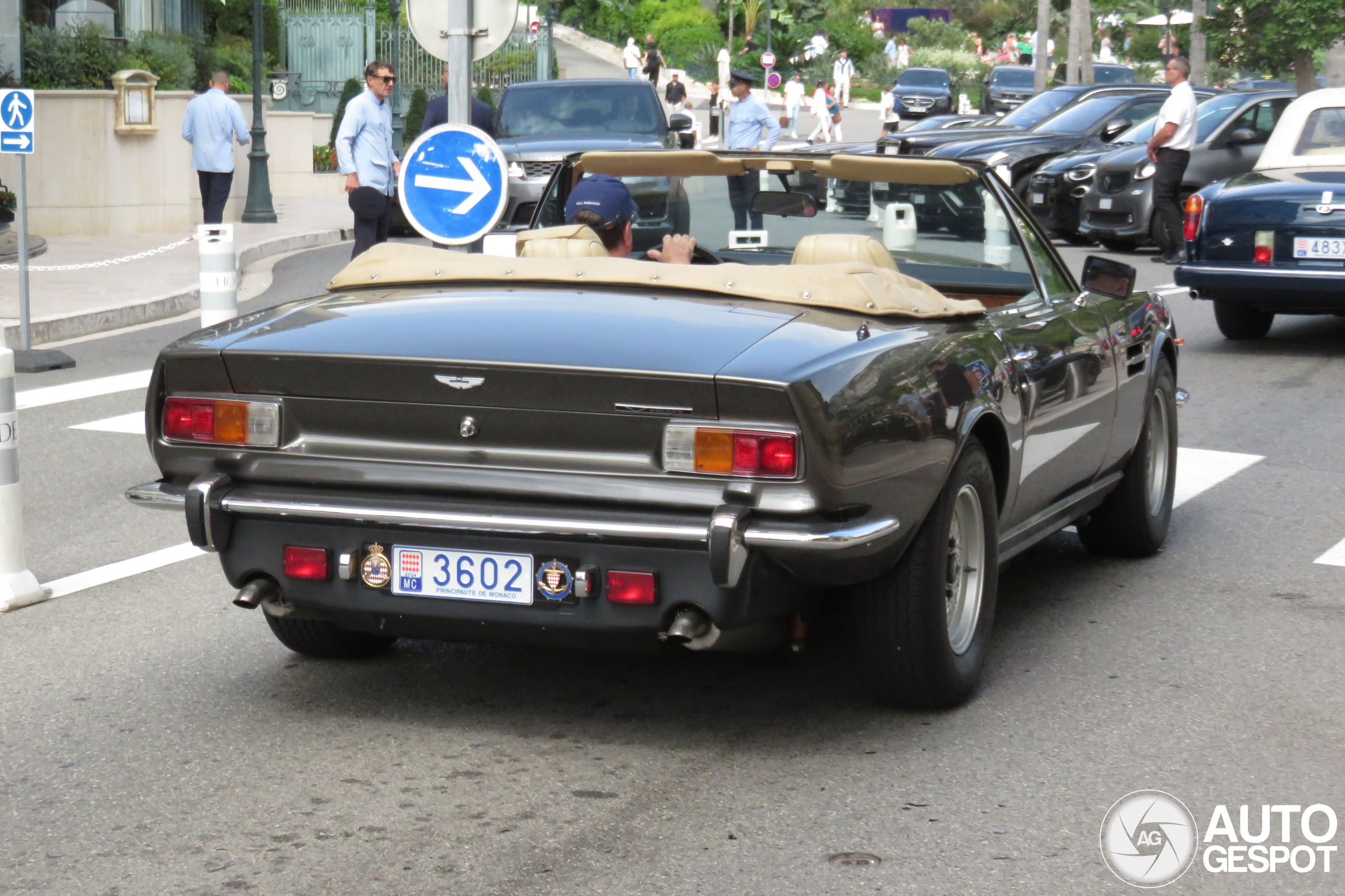 Aston Martin V8 Volante 1979-1989