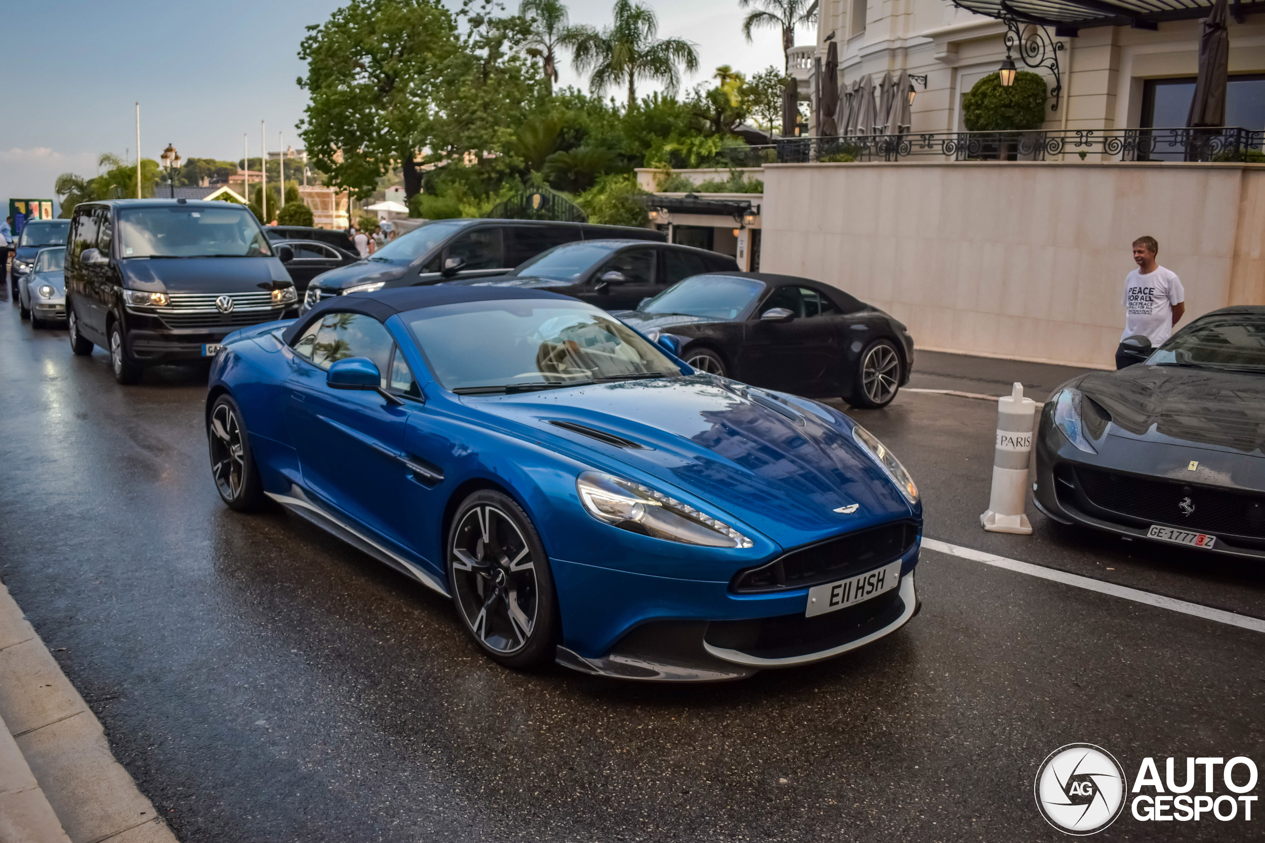 Aston Martin Vanquish S Volante 2017