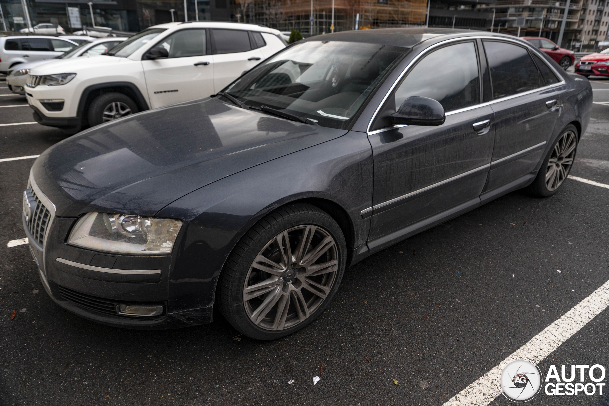 Audi S8 D3