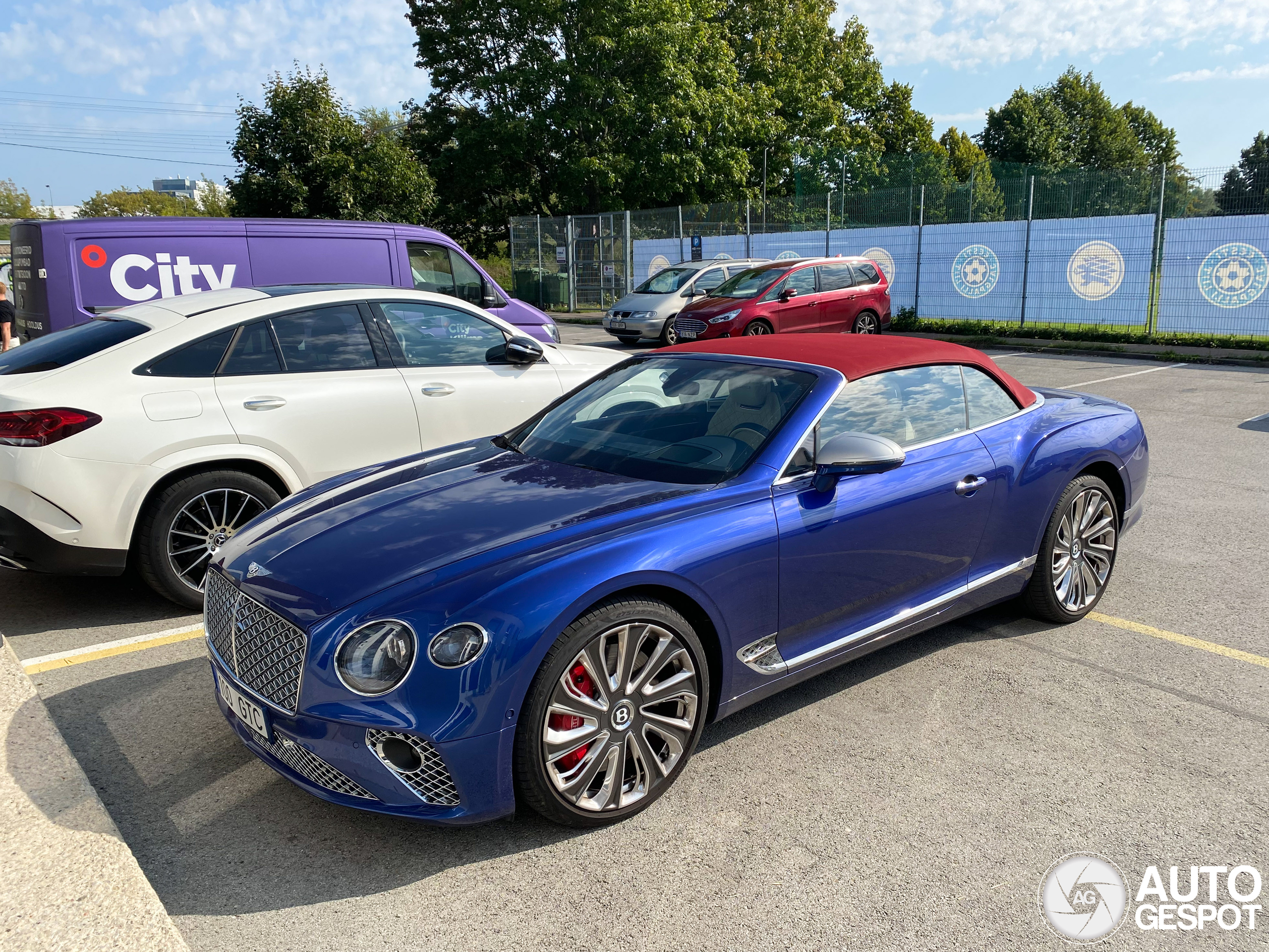 Bentley Continental GTC 2019 Mulliner