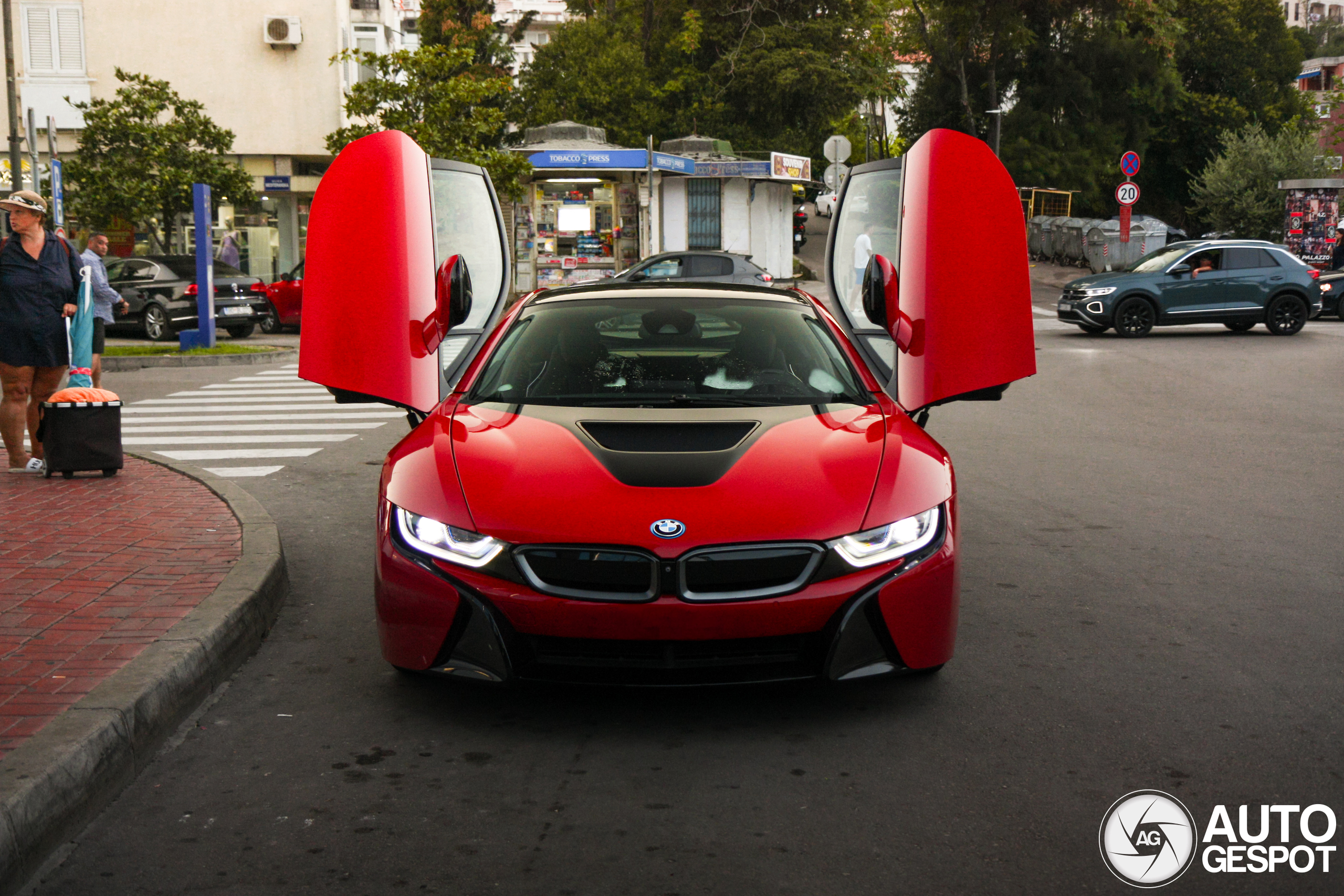 BMW i8 Protonic Red Edition