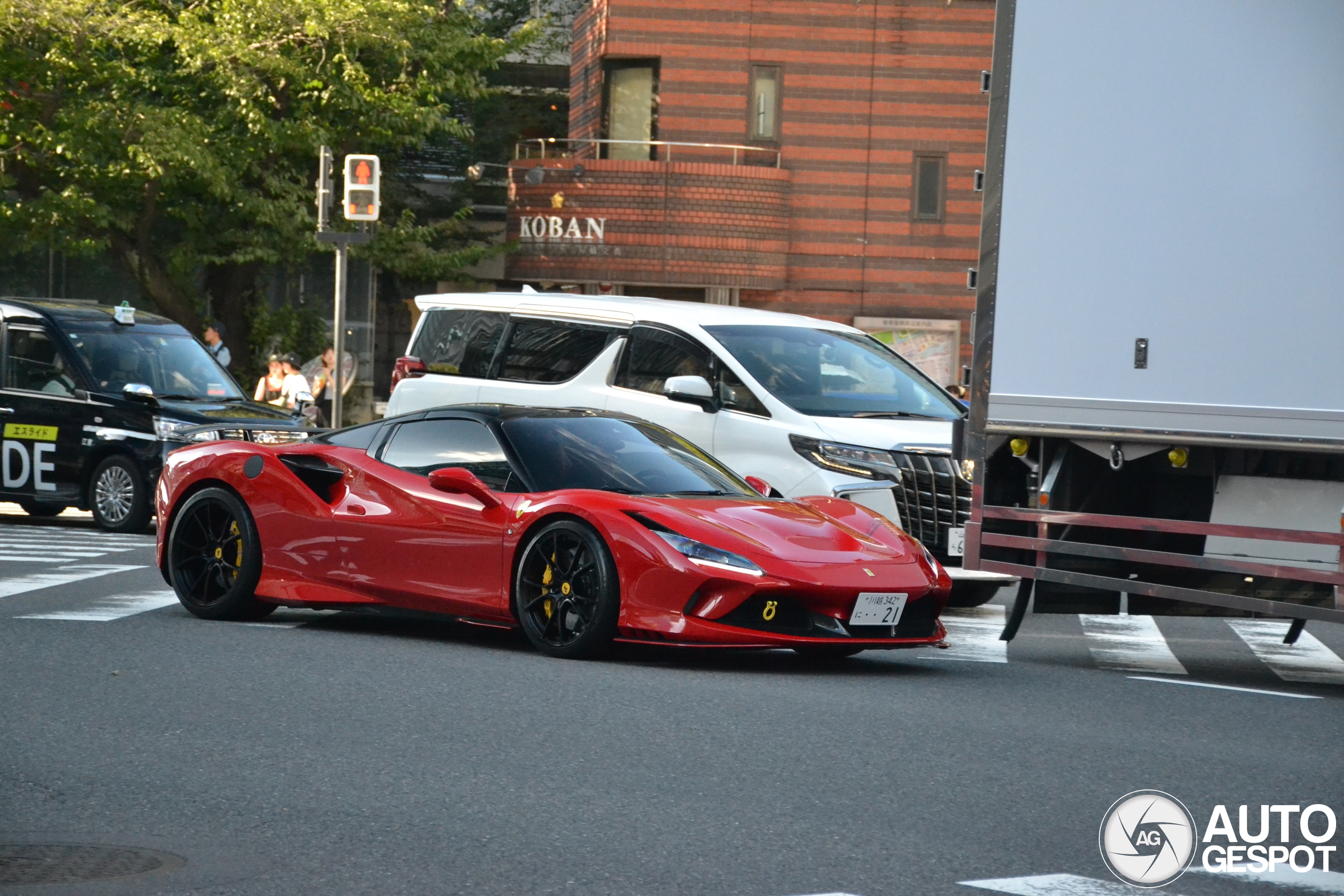 Ferrari F8 Spider Novitec Rosso