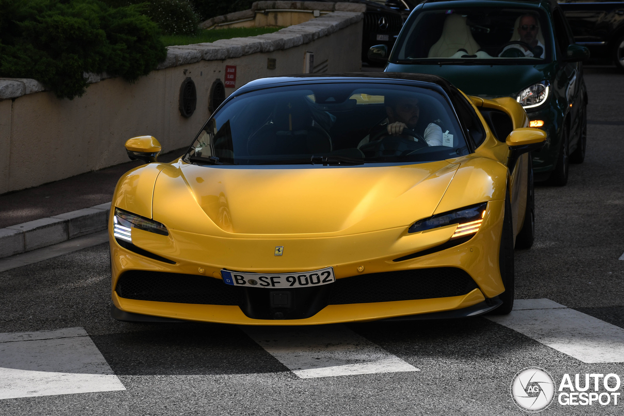 Ferrari SF90 Spider