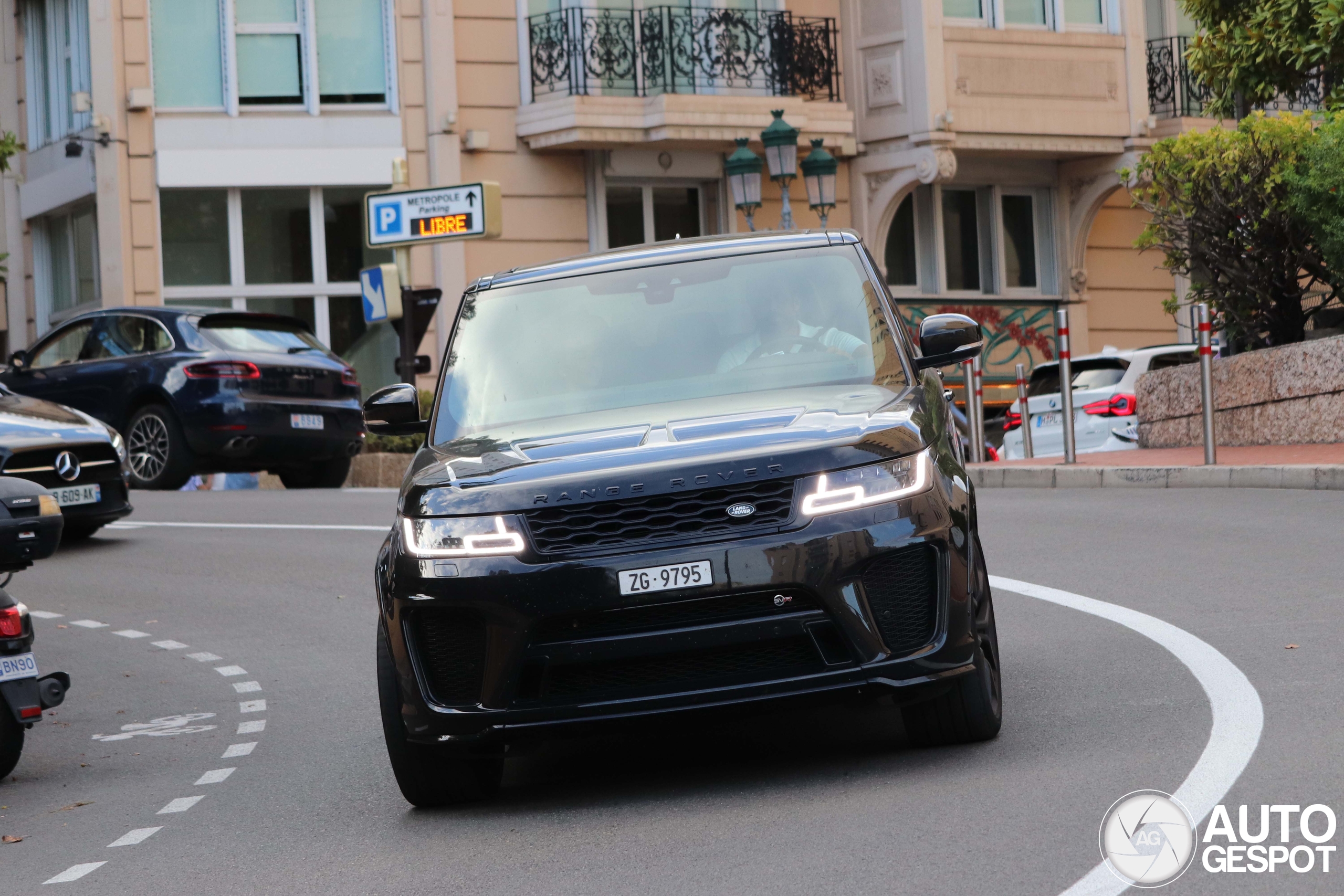 Land Rover Range Rover Sport SVR 2018