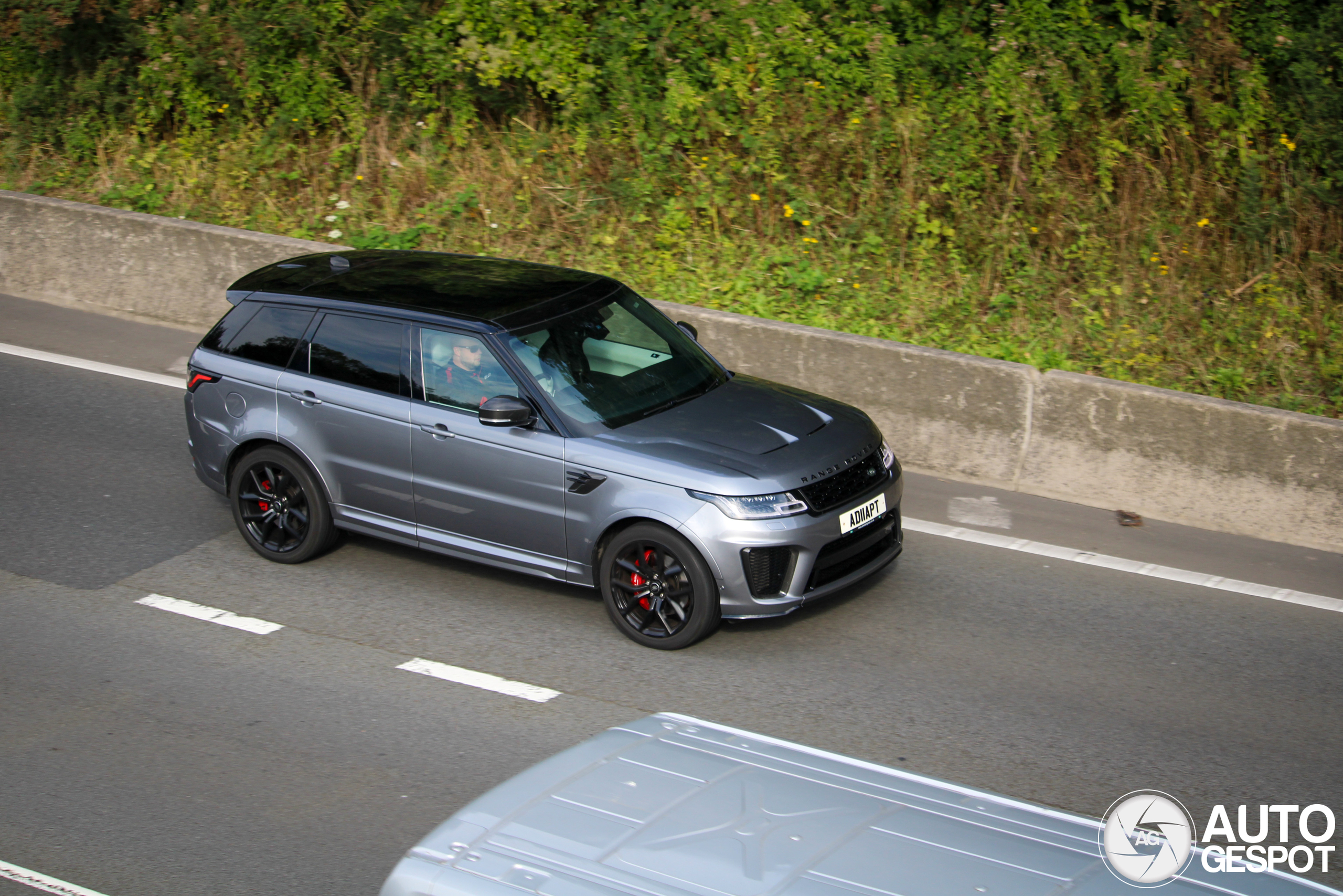 Land Rover Range Rover Sport SVR 2018