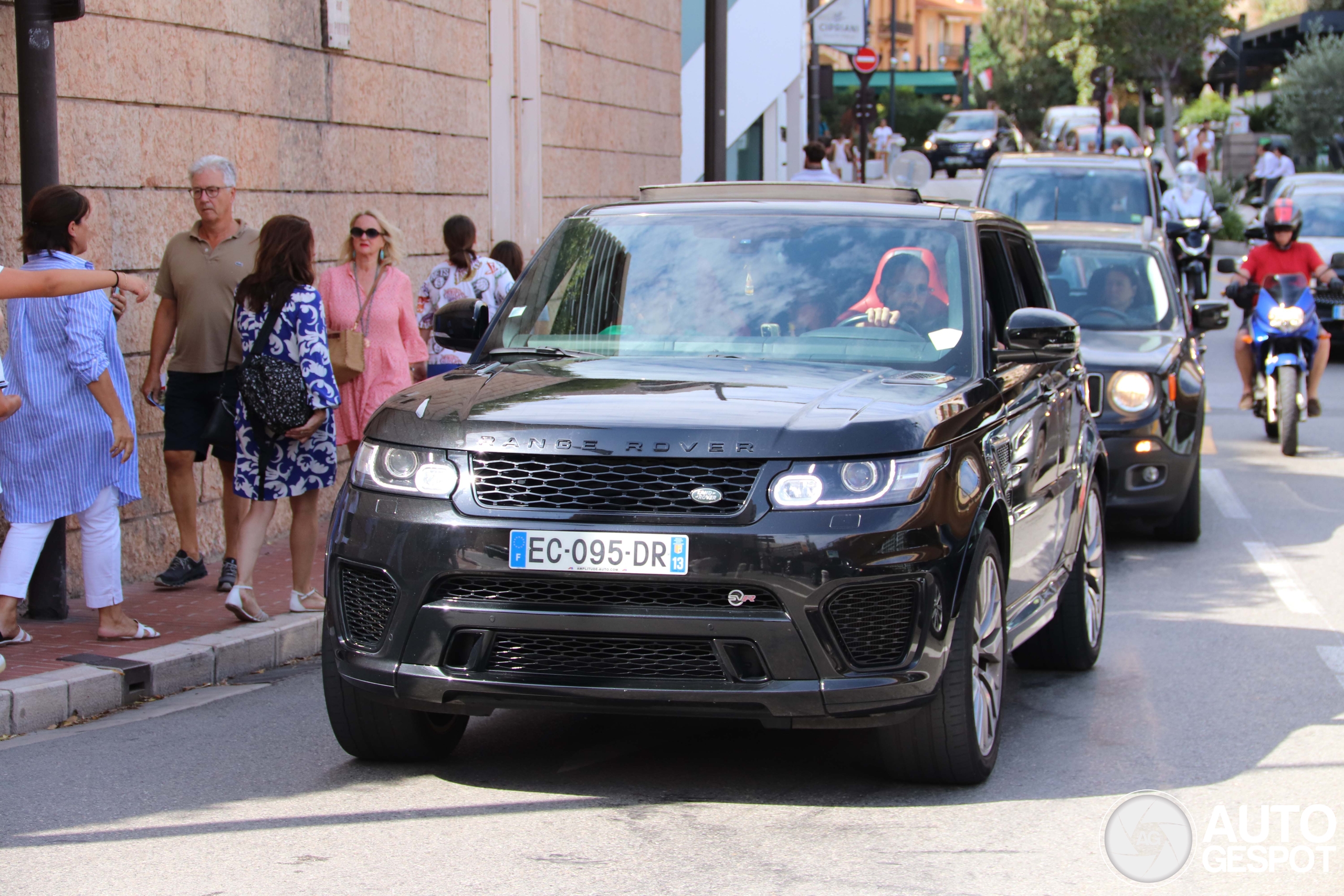 Land Rover Range Rover Sport SVR