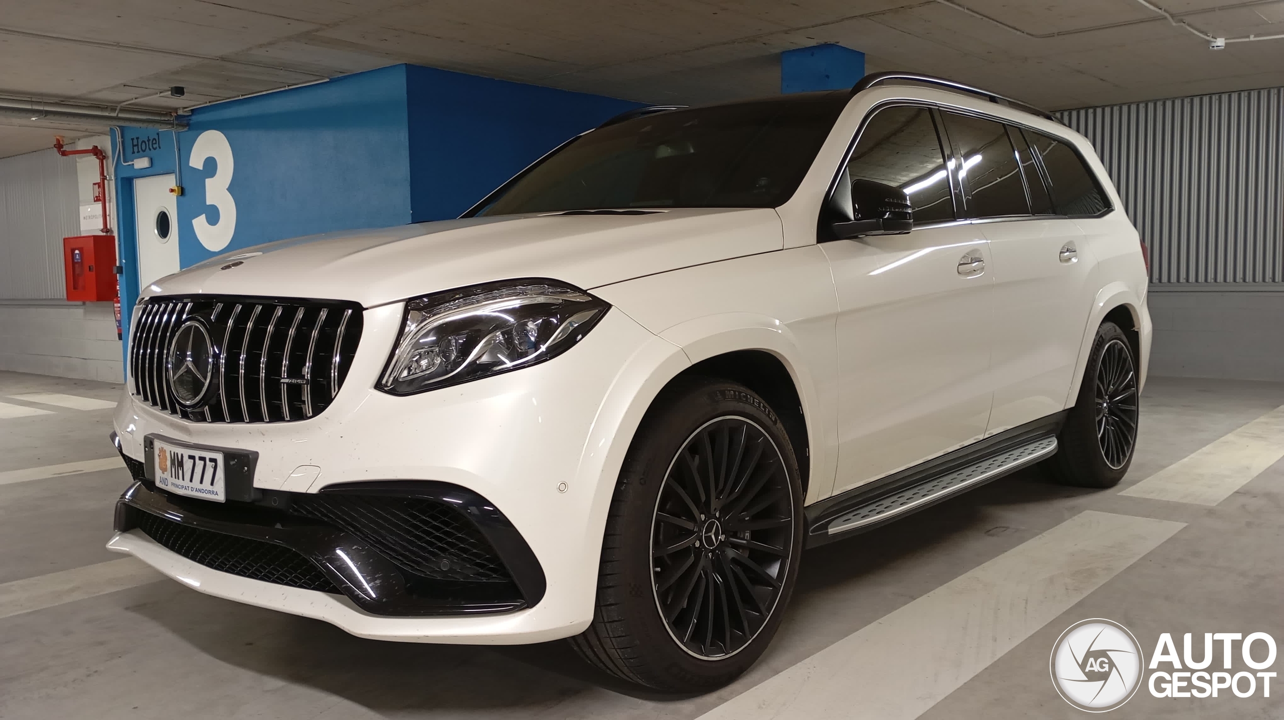 Mercedes-AMG GLS 63 X166