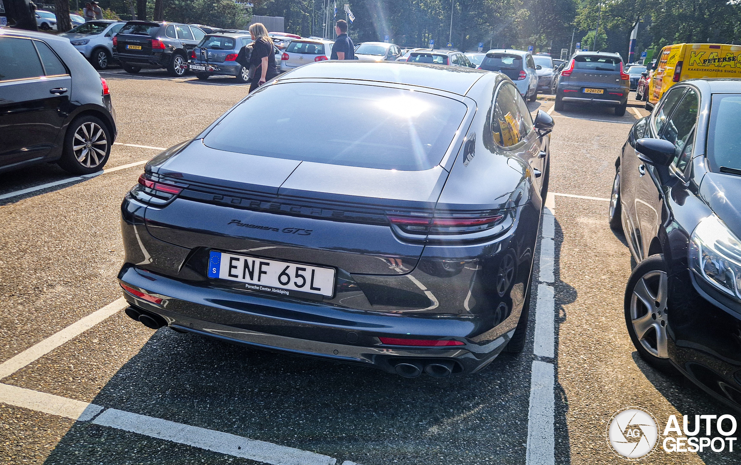 Porsche 971 Panamera GTS MkI