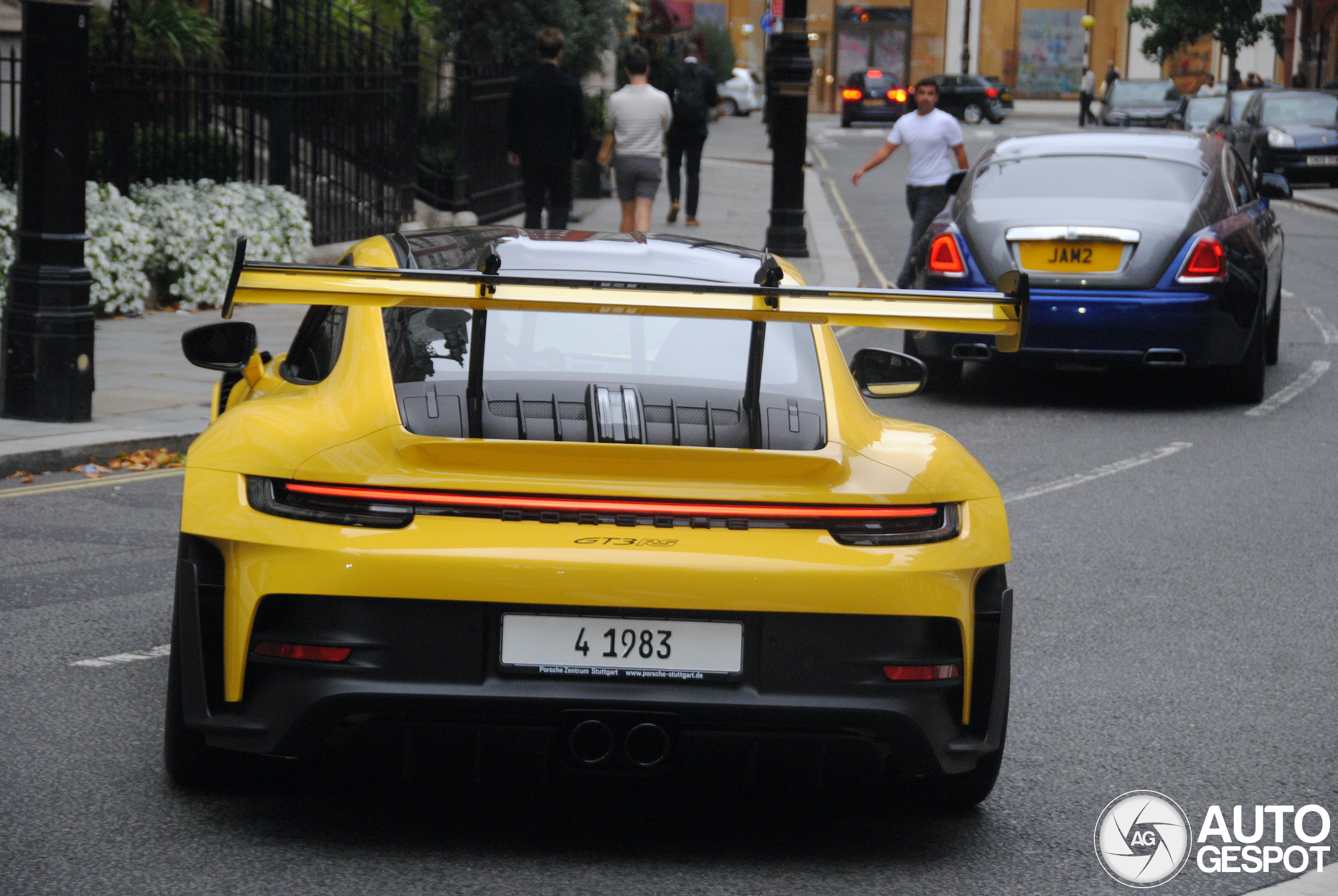 Porsche 992 GT3 RS Weissach Package