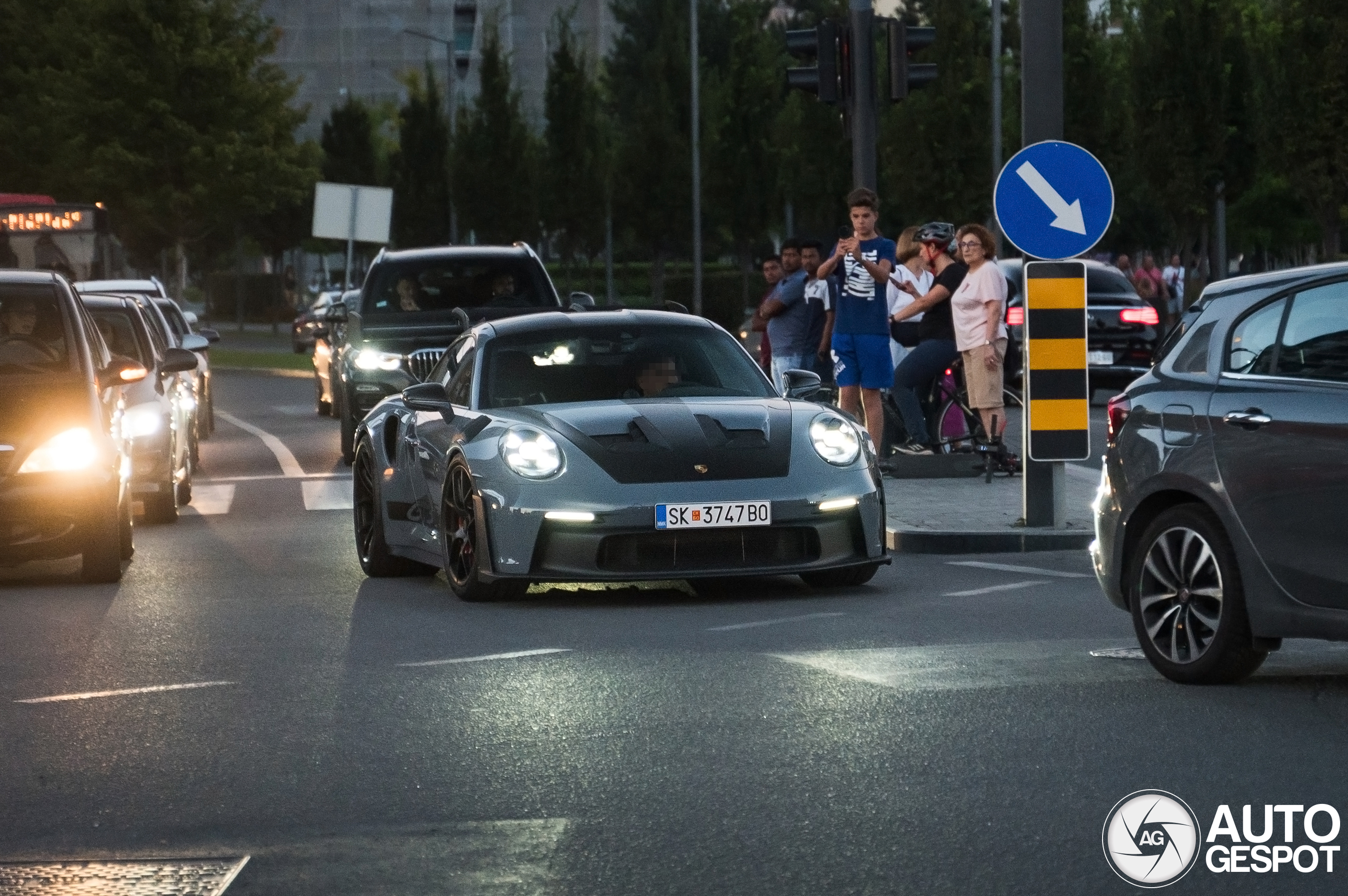 Porsche 992 GT3 RS Weissach Package