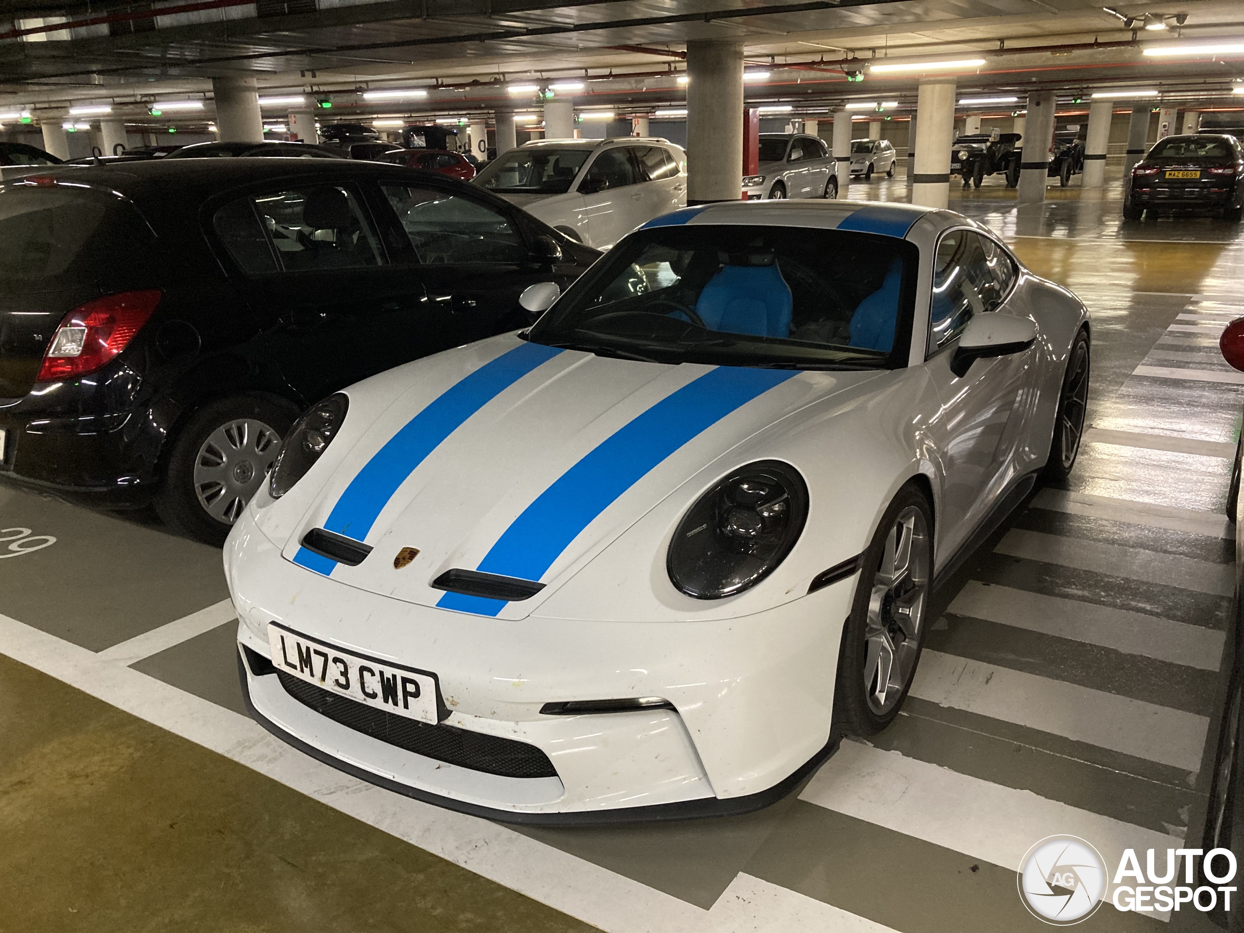 Porsche 992 GT3 Touring