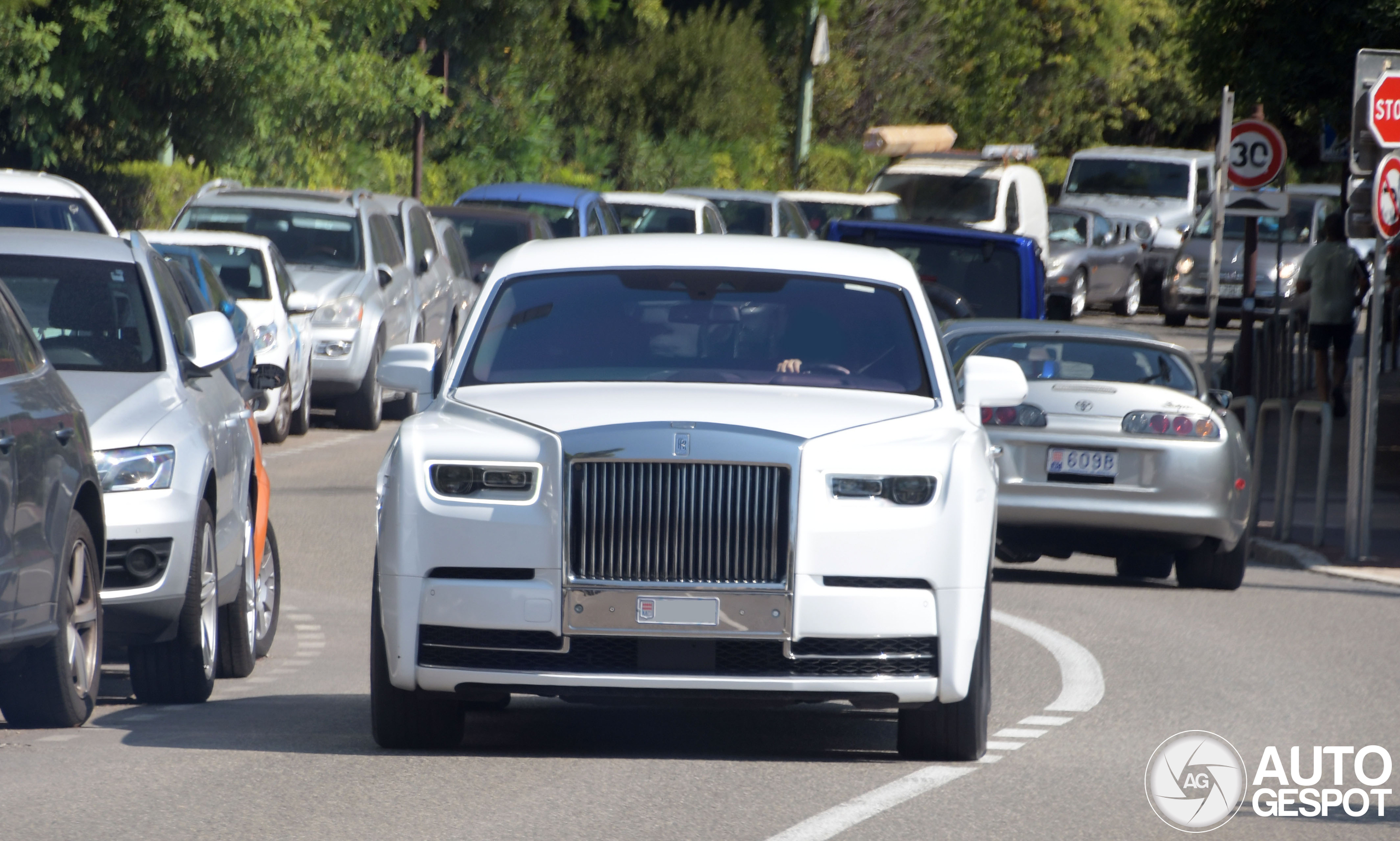 Rolls-Royce Phantom VIII EWB