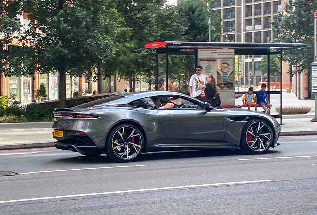 Aston Martin DBS Superleggera