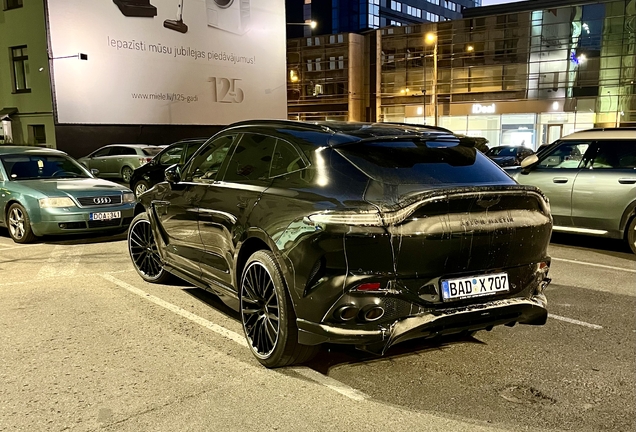 Aston Martin DBX707