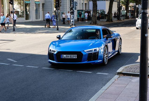 Audi R8 V10 Plus 2015