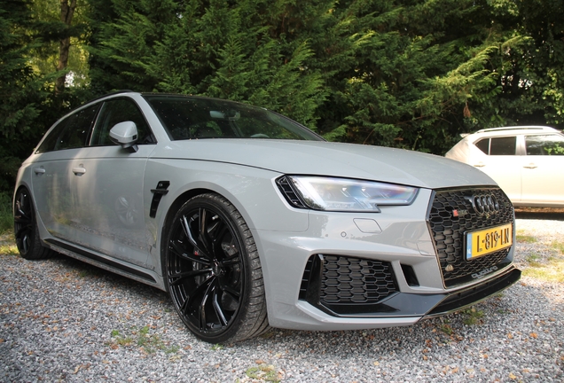 Audi RS4 Avant B9