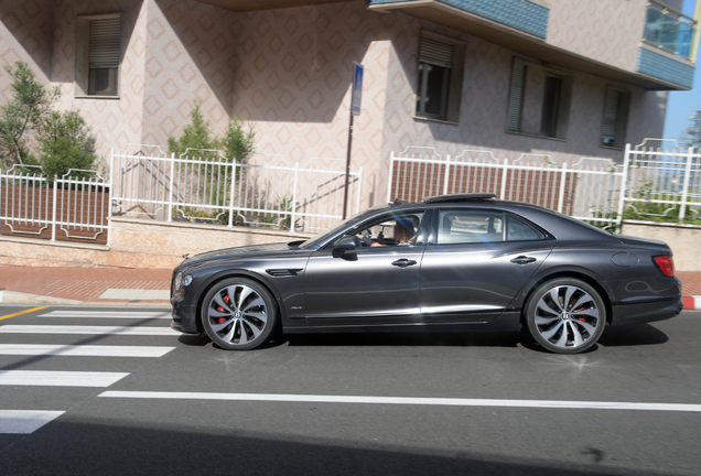 Bentley Flying Spur Hybrid Azure