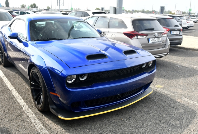 Dodge Challenger SRT Hellcat Widebody