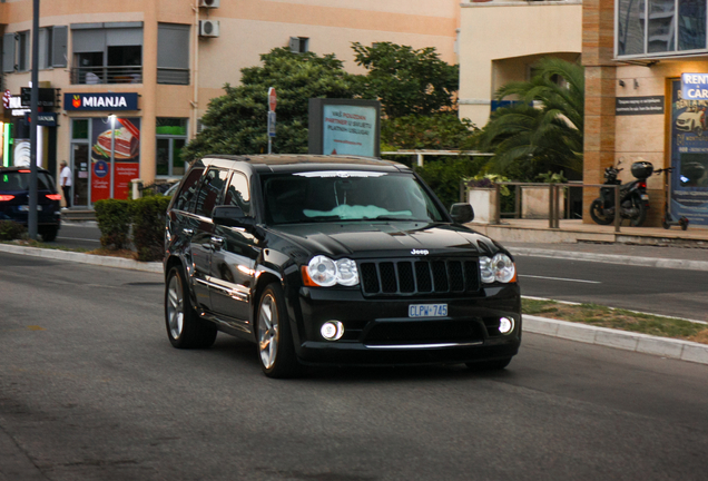 Jeep Grand Cherokee SRT-8 2005