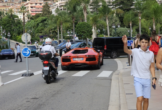 Lamborghini Aventador LP700-4