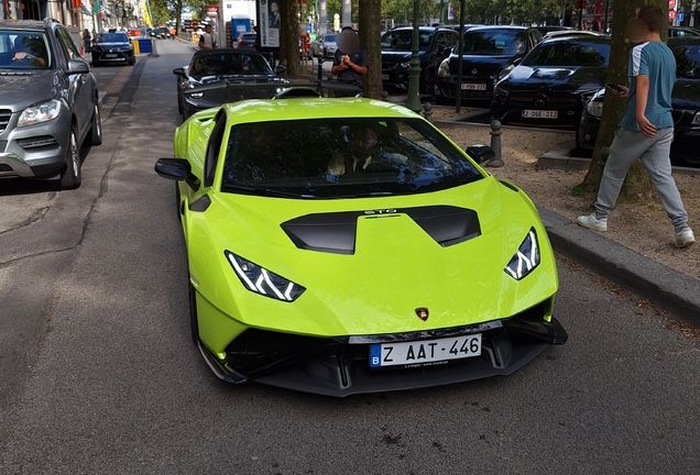 Lamborghini Huracán LP640-2 STO