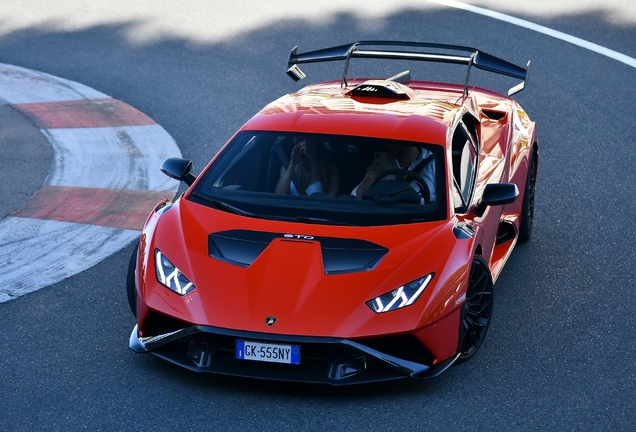 Lamborghini Huracán LP640-2 STO