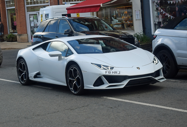 Lamborghini Huracán LP640-4 EVO