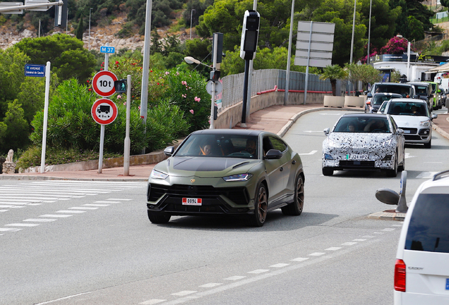 Lamborghini Urus Performante