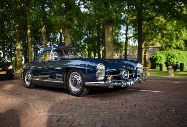 Mercedes-Benz 300SL Roadster