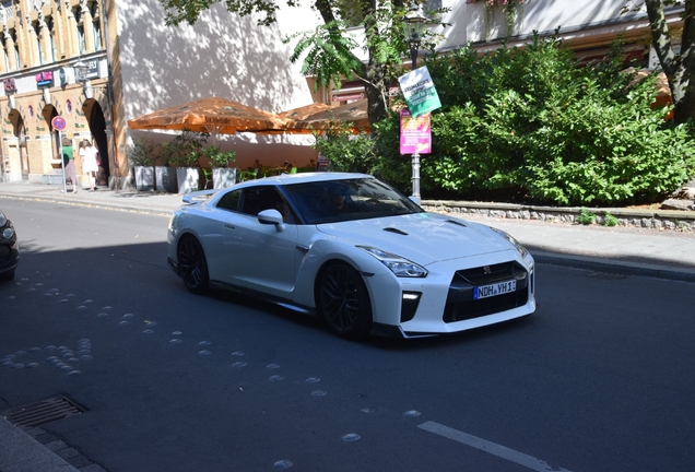 Nissan GT-R 2017