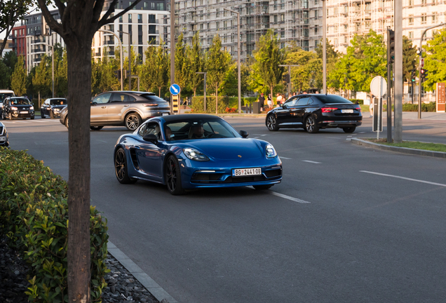 Porsche 718 Cayman GTS