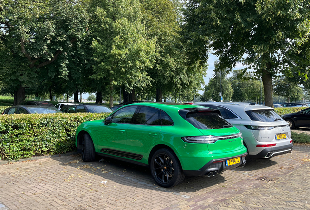 Porsche 95B Macan GTS MkIII