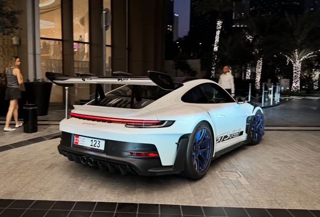 Porsche 992 GT3 RS Weissach Package