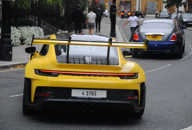 Porsche 992 GT3 RS Weissach Package