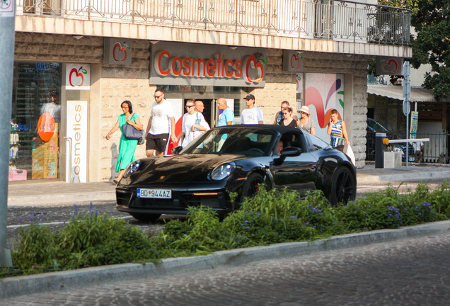 Porsche 992 Targa 4 GTS