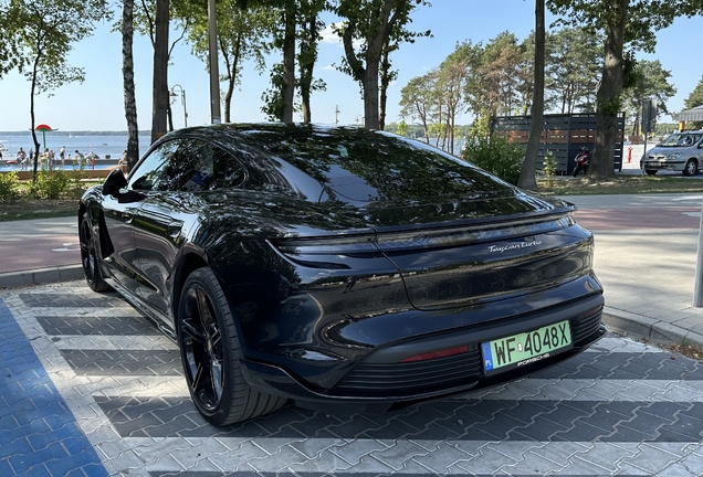 Porsche Taycan Turbo