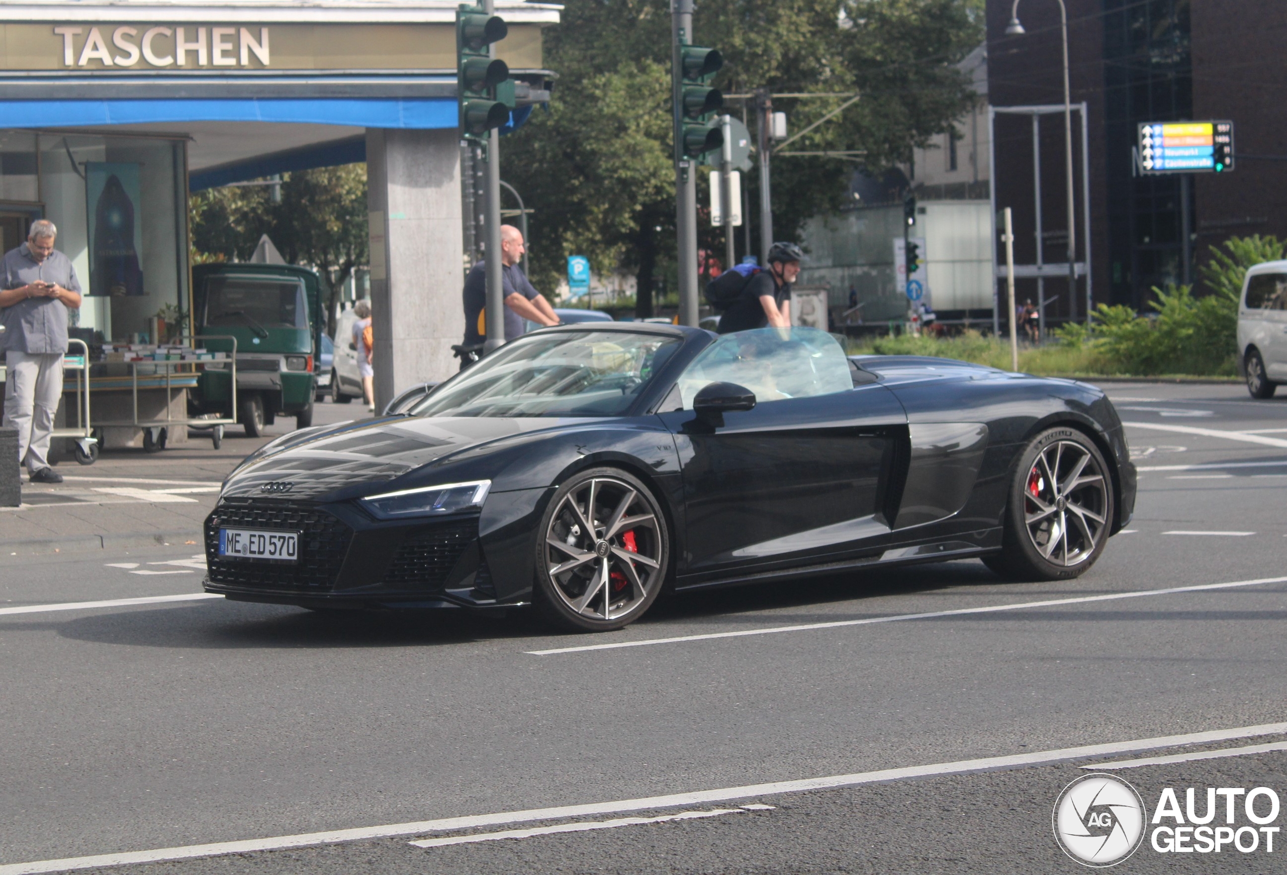 Audi R8 V10 Spyder 2019