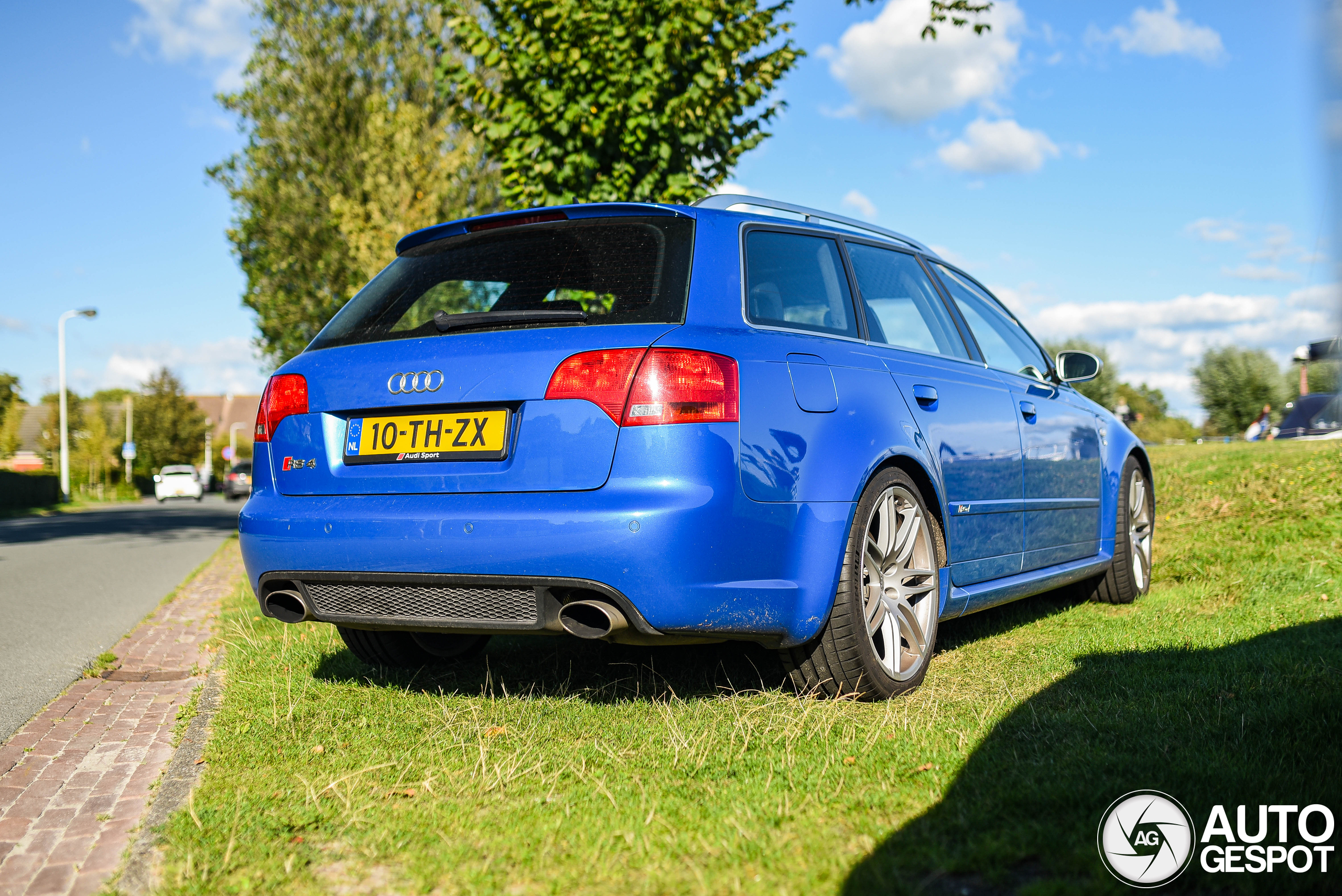 Audi RS4 Avant B7