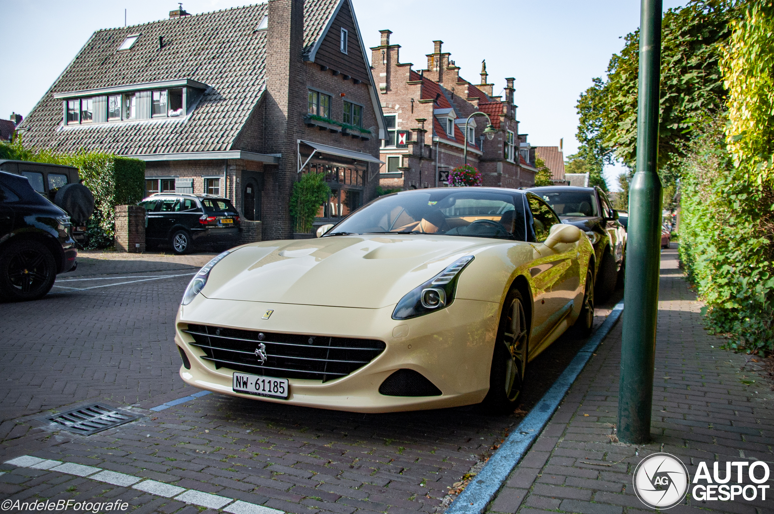 Ferrari California T