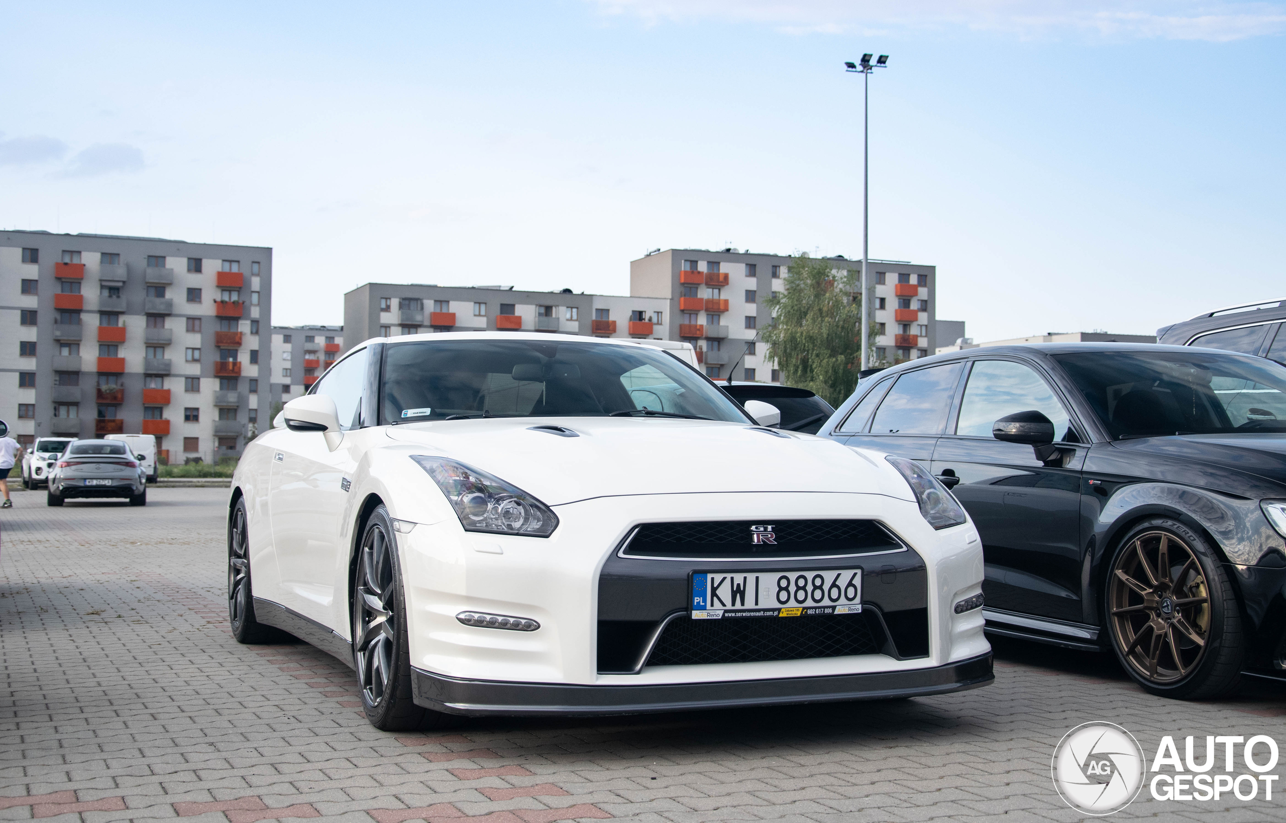 Nissan GT-R 2011